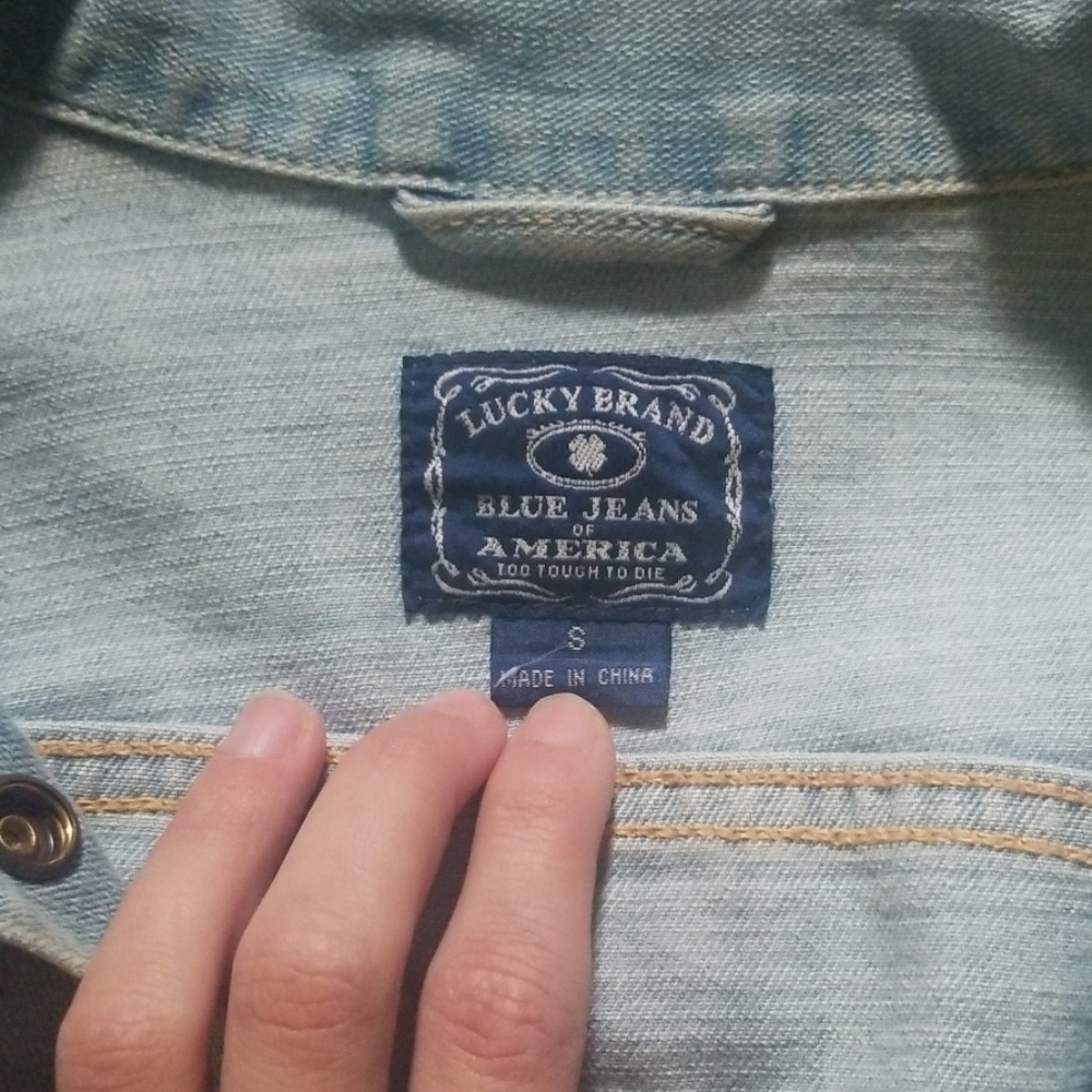 Jean jacket - Picture 2 of 4